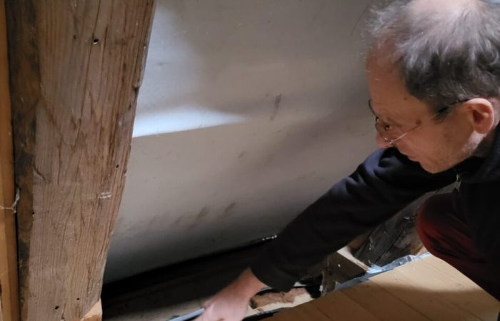 Friedemann Lemke Energieberarung Vor-Ort auf dem Dachboden